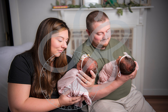 Adcock Twins - Newborn_070225_0045