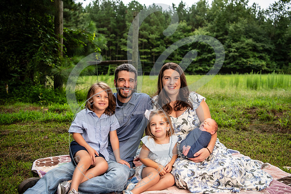 Brady - Newborn_081925_0018_1