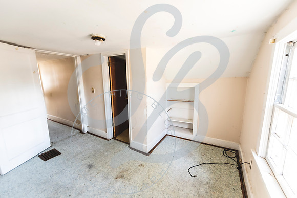 409 N Elm St_030122_0016