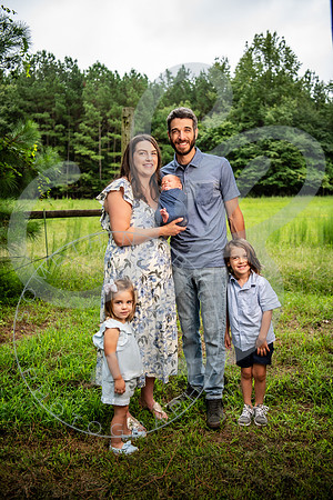 Brady - Newborn_081925_0200_1