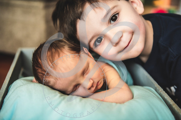 Liam - Newborn_072122_0354