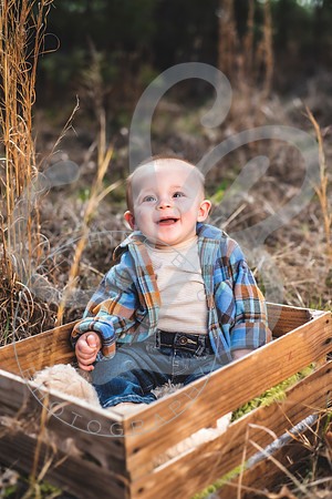 Declan - 8 Month_032622_0010
