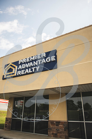 Grand Opening Premier Advantage Realty_050824_0079
