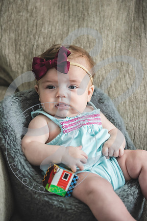 MacKenzie - 4 month_062522_0201