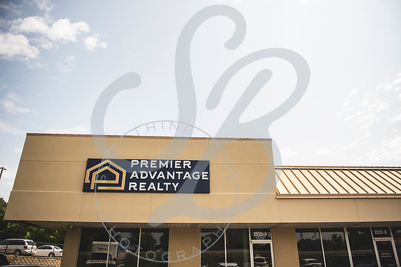 Grand Opening Premier Advantage Realty_050824_0084