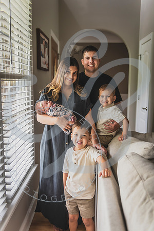 Mia - Newborn_052424_0422