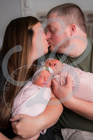Adcock Twins - Newborn_070225_0036