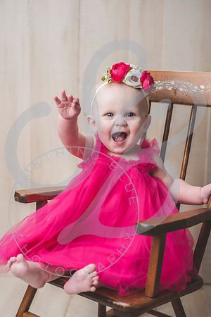 Skylar - 8 Month_022722_0108