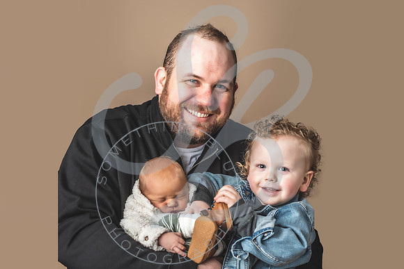 Simon - Newborn_030922_0119-1