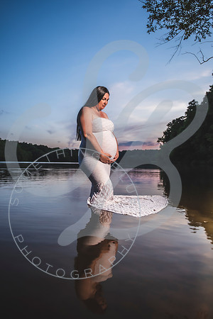 Rowe - Maternity_060422_0340